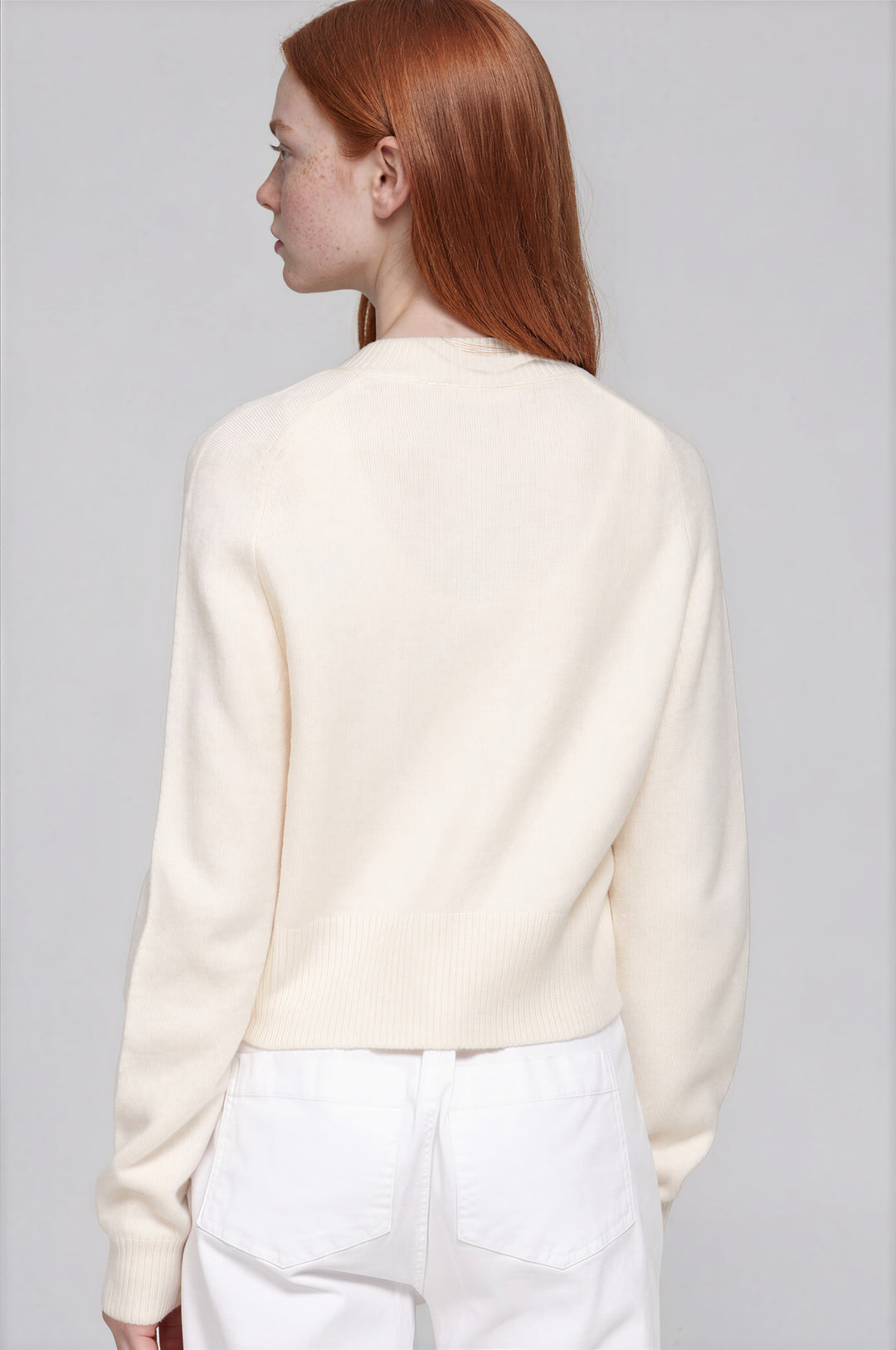 Ivory round-neck knit cardigan, detail