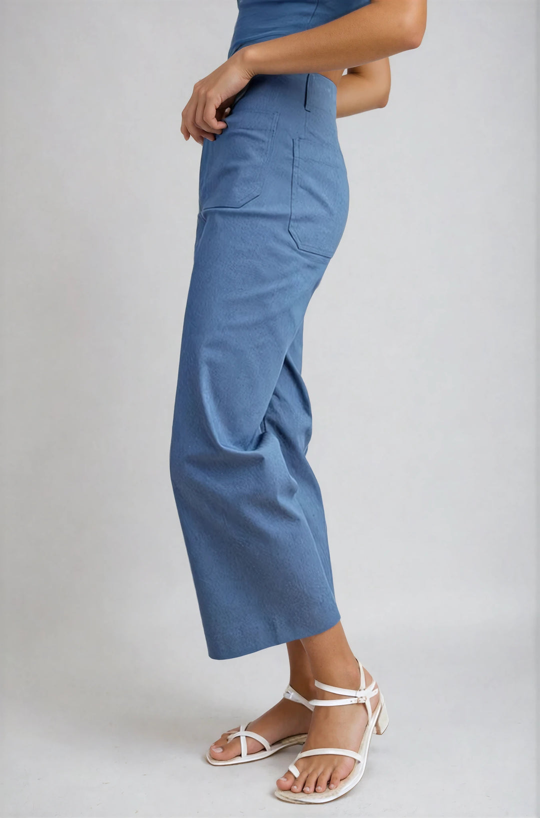 blue cropped wide leg pants