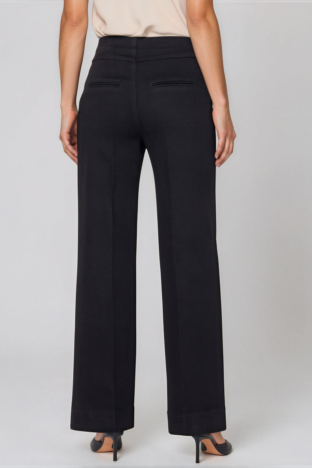 Black cropped flare denim, detail